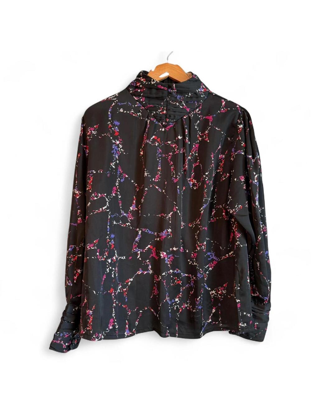 Anthropologie Women's Abstract Blouse size Medium